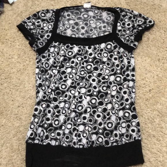 Wrapper black and white dotted blouse - Picture 1 of 7